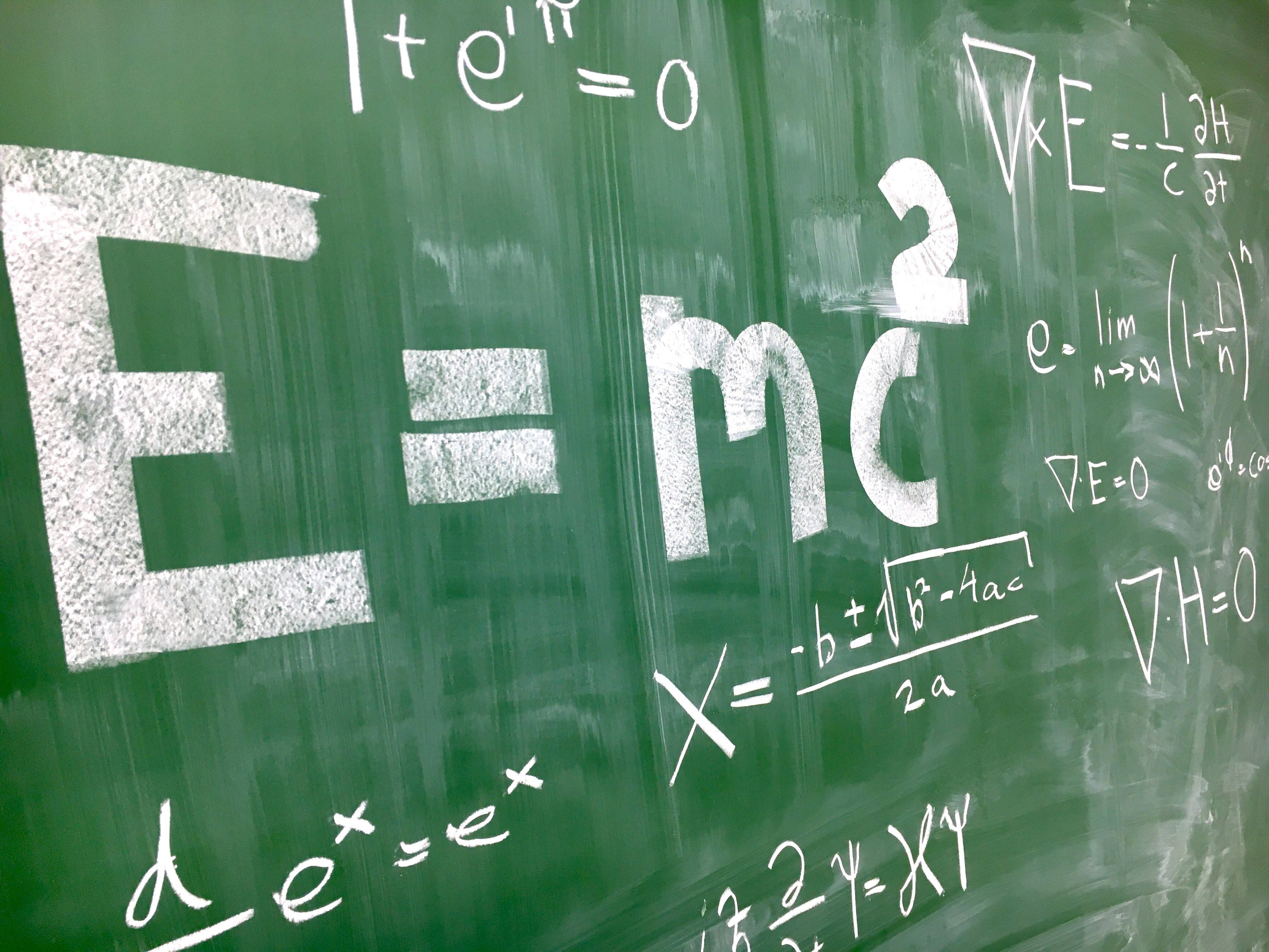 Carbon Content and CO2 for Liquid Fuels